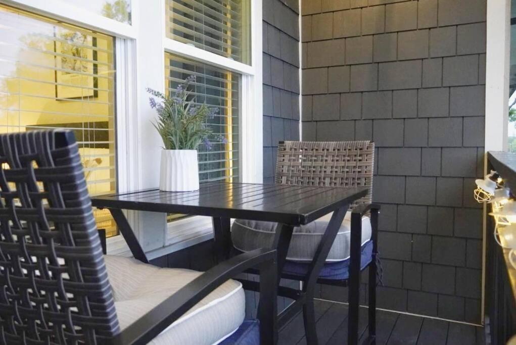 New Stylish Getaway- 5 Mil To Uptown/3 Smart Tvs! Apartman Charlotte Kültér fotó